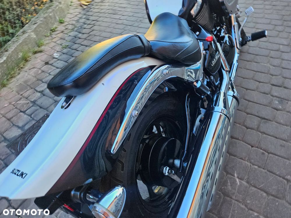 Suzuki VL 800 Volusia - Boulevard C50 - 18