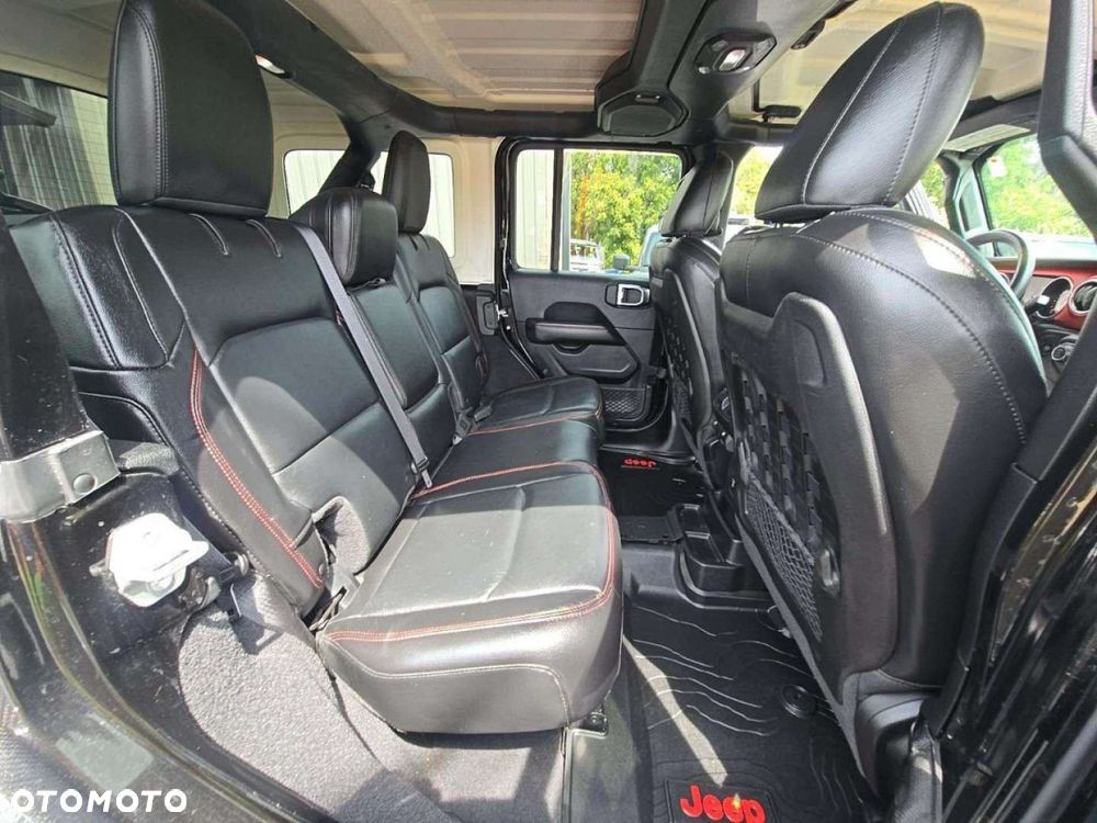 Jeep Wrangler - 14