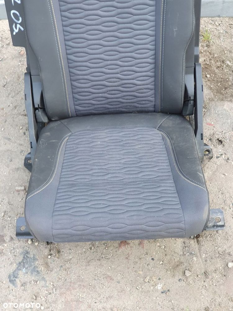 fotel 3 rząd Opel Zafira C - 15