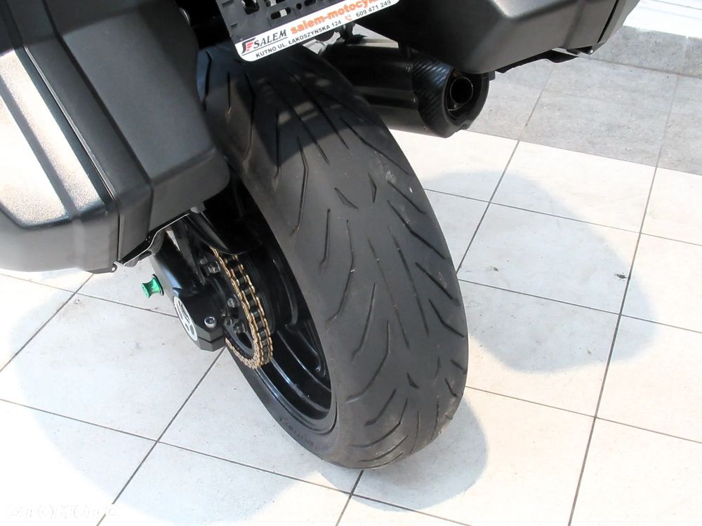 Kawasaki Ninja 1000 SX - 23