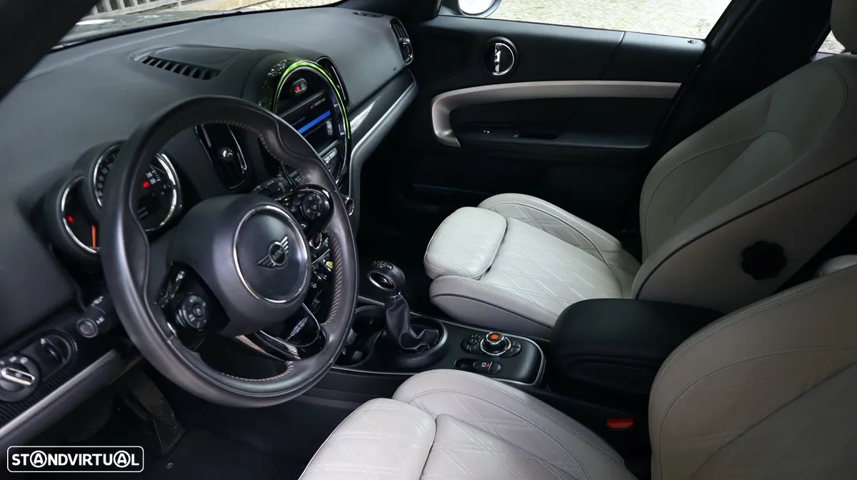 MINI Countryman Cooper SE ALL4 Auto - 18