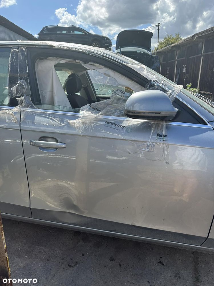 DRZWI PRZEDNIE lewe prawe AUDI A4 2008 LY7G - 2