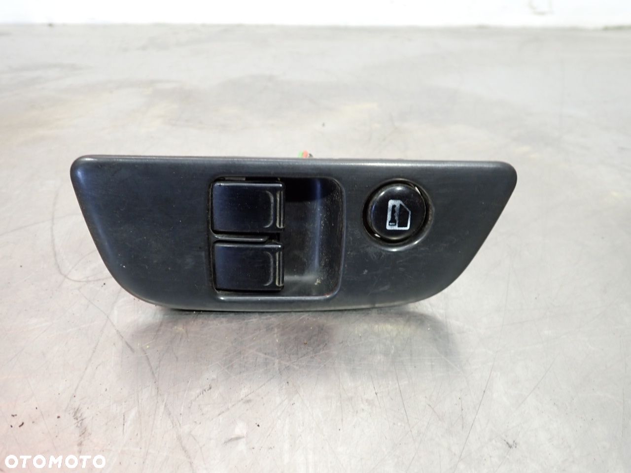 PANEL STEROWANIA SZYB SUBARU JUSTY III - 1