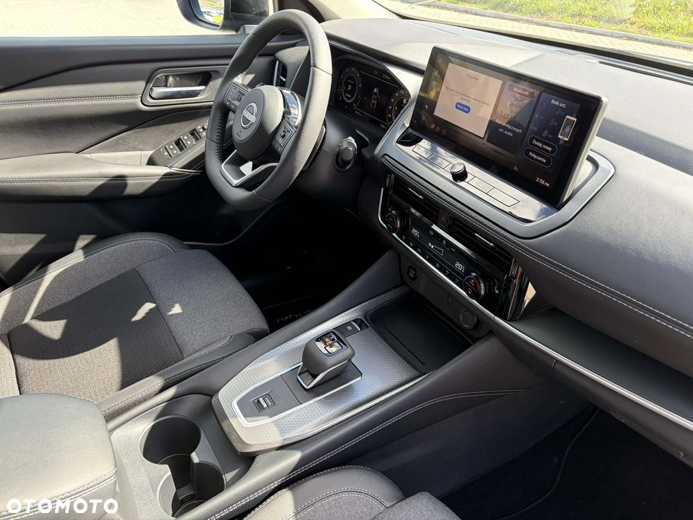 Nissan Qashqai 1.3 DIG-T MHEV N-Connecta Xtronic - 13