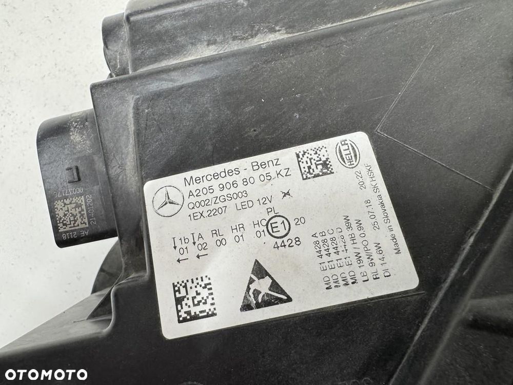 Zderzak przód maska lampa pas  Mercedes c klasa 205 lift amg  A2059067905 - 16