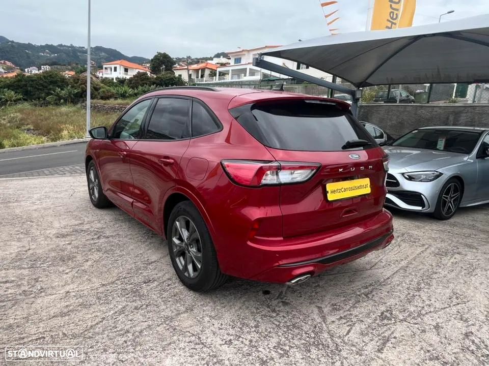 Ford Kuga 1.5 EcoBoost ST-LINE - 3