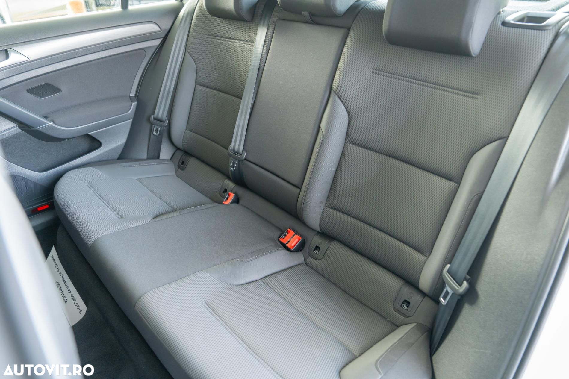 Volkswagen Golf e-Golf - 20