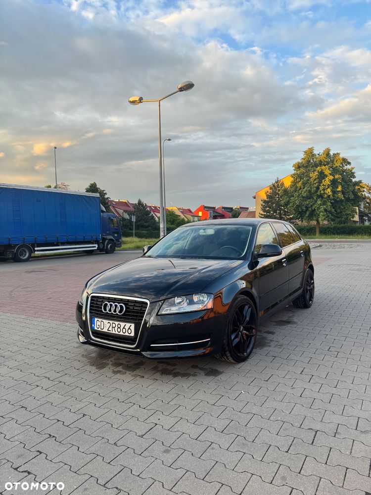 Audi A3 Sportback 2.0 TDI DPF Attraction - 3
