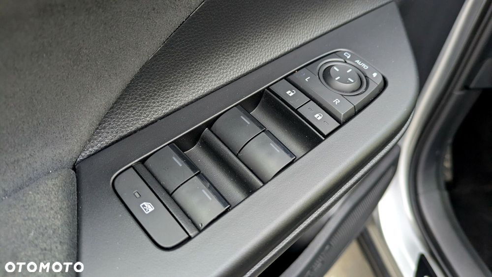 Toyota C-HR 2.0 Hybrid Dynamic Force Executive - 23