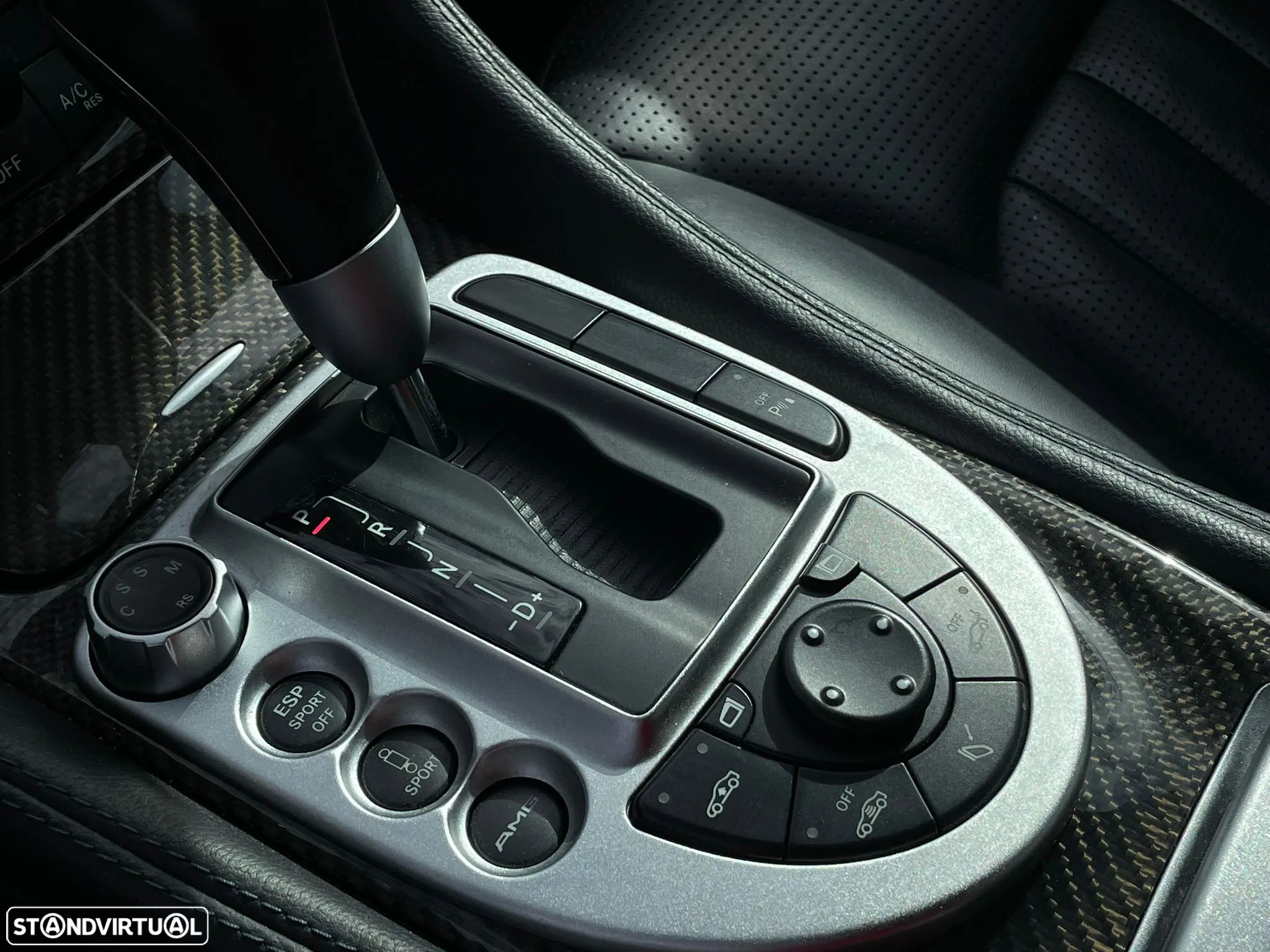 Mercedes-Benz SL 63 AMG Standard - 10