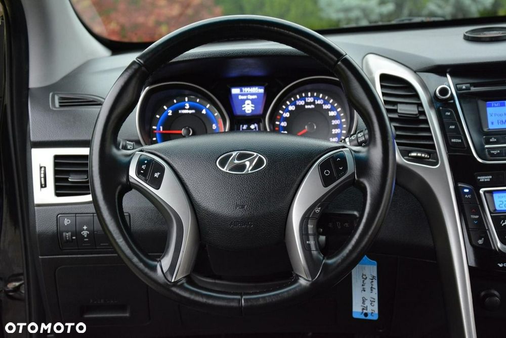 Hyundai i30 1.6 CRDi Comfort - 23