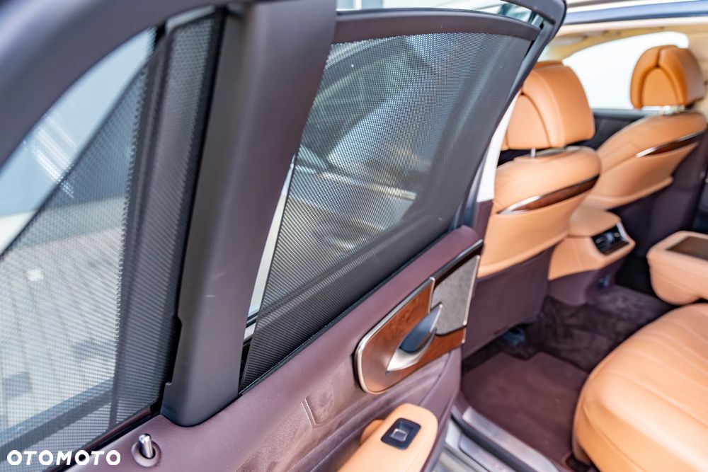Lexus LS - 28