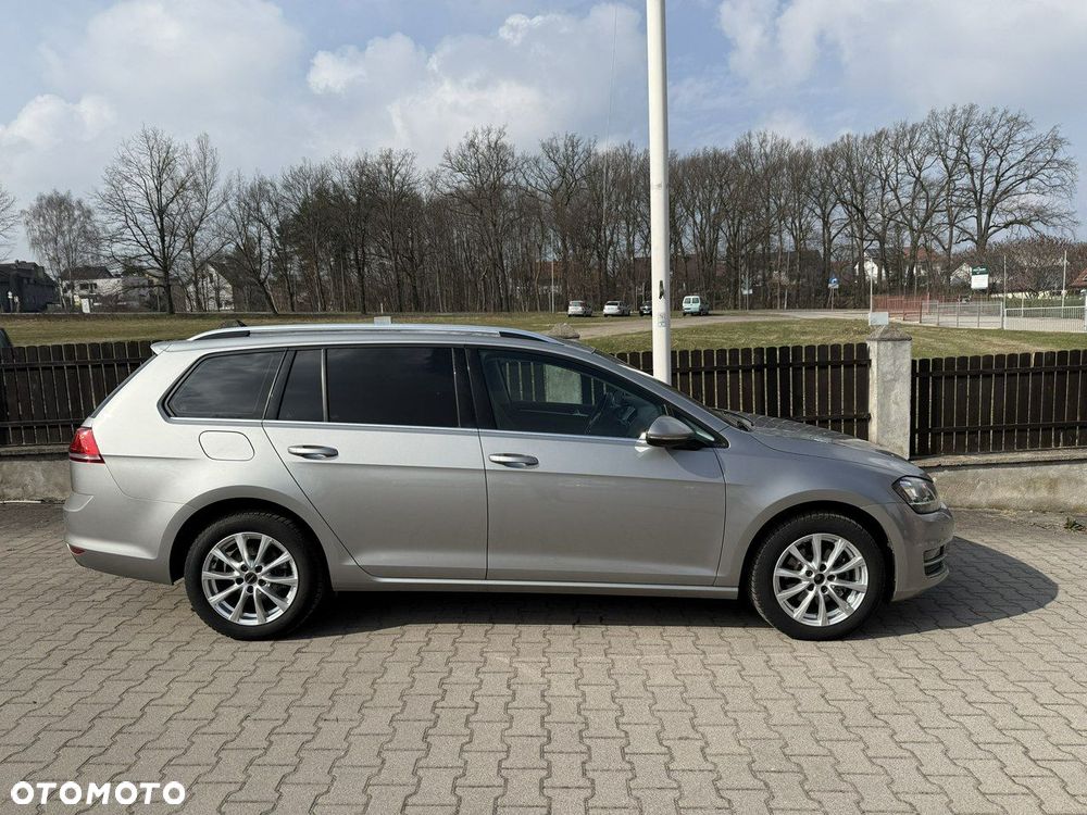 Volkswagen Golf - 4