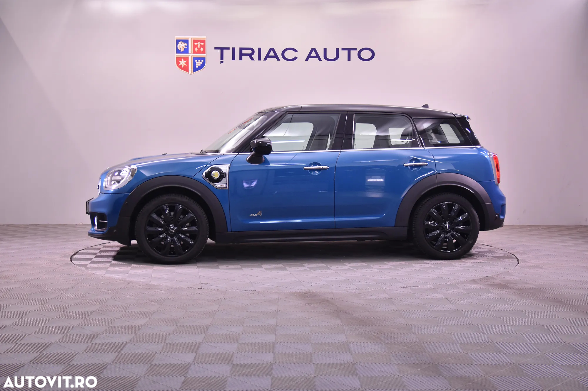 Mini Countryman Cooper S E ALL4 AT - 2