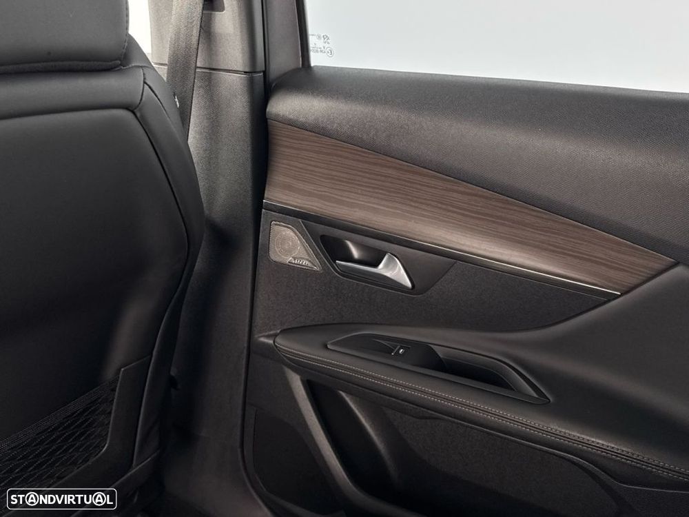 Peugeot 3008 1.2 PureTech GT EAT8 - 24