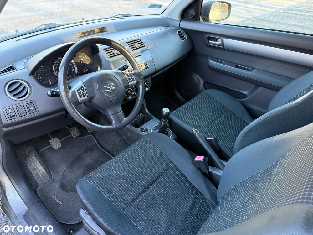 Suzuki Swift 1.3 GLX / Comfort - 10