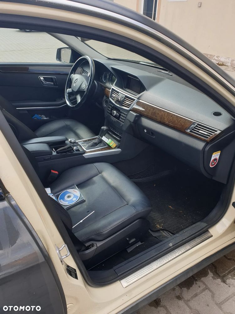 Mercedes-Benz Klasa E 200 CDI DPF BlueEFFICIENCY Automatik - 8