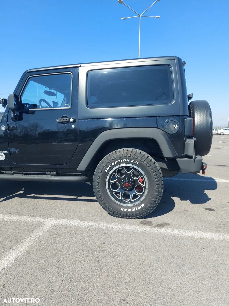 Jeep Wrangler - 22