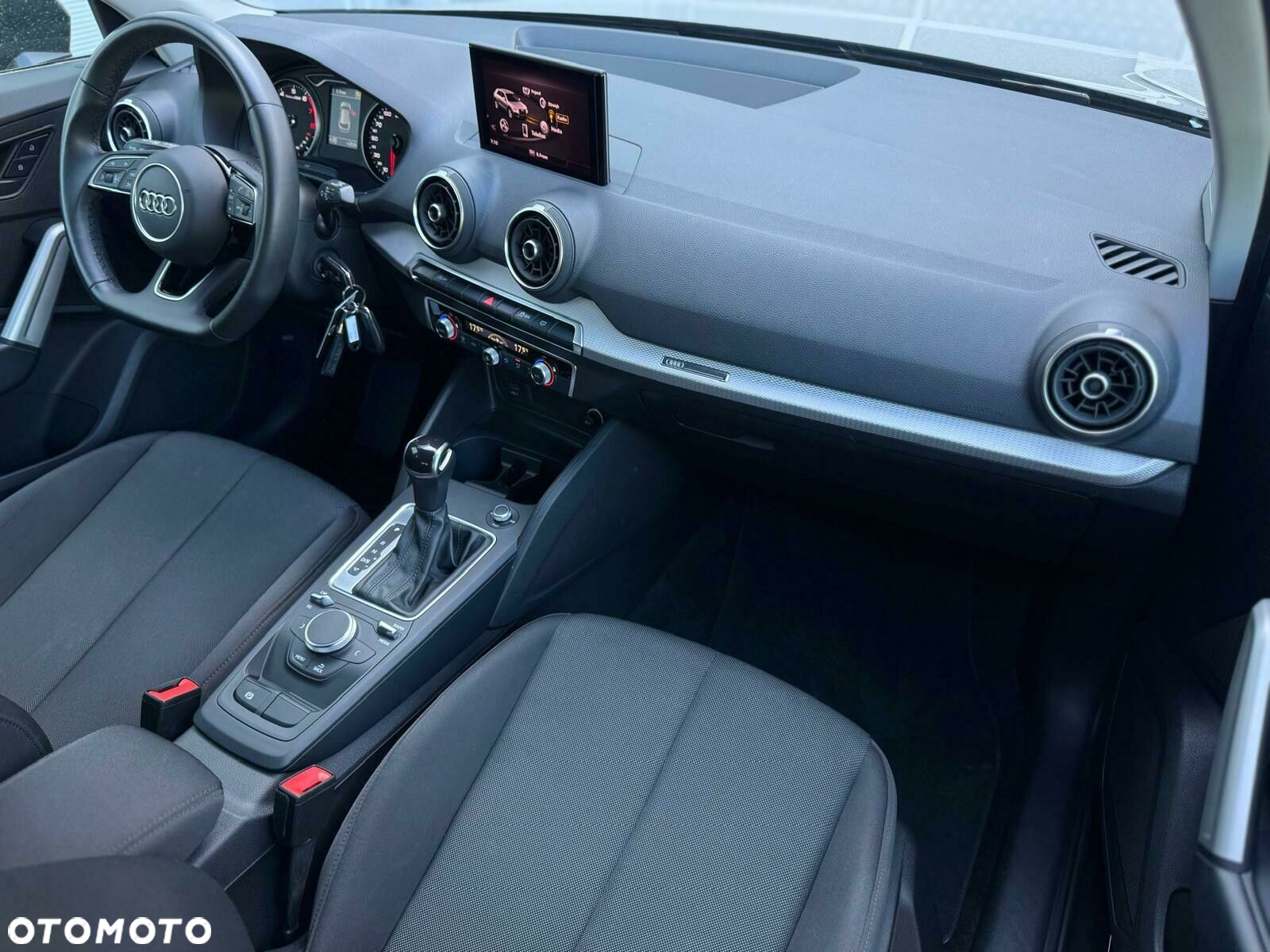 Audi Q2 35 TFSI S tronic - 13