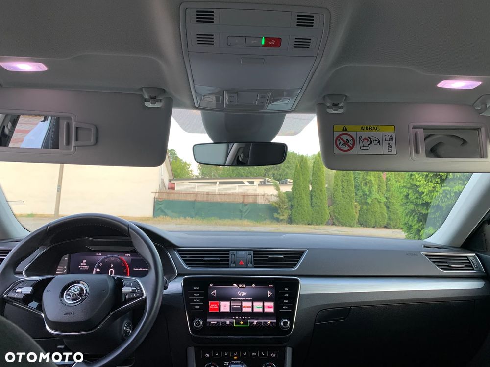 Skoda Superb 2.0 TDI SCR Ambition DSG - 30