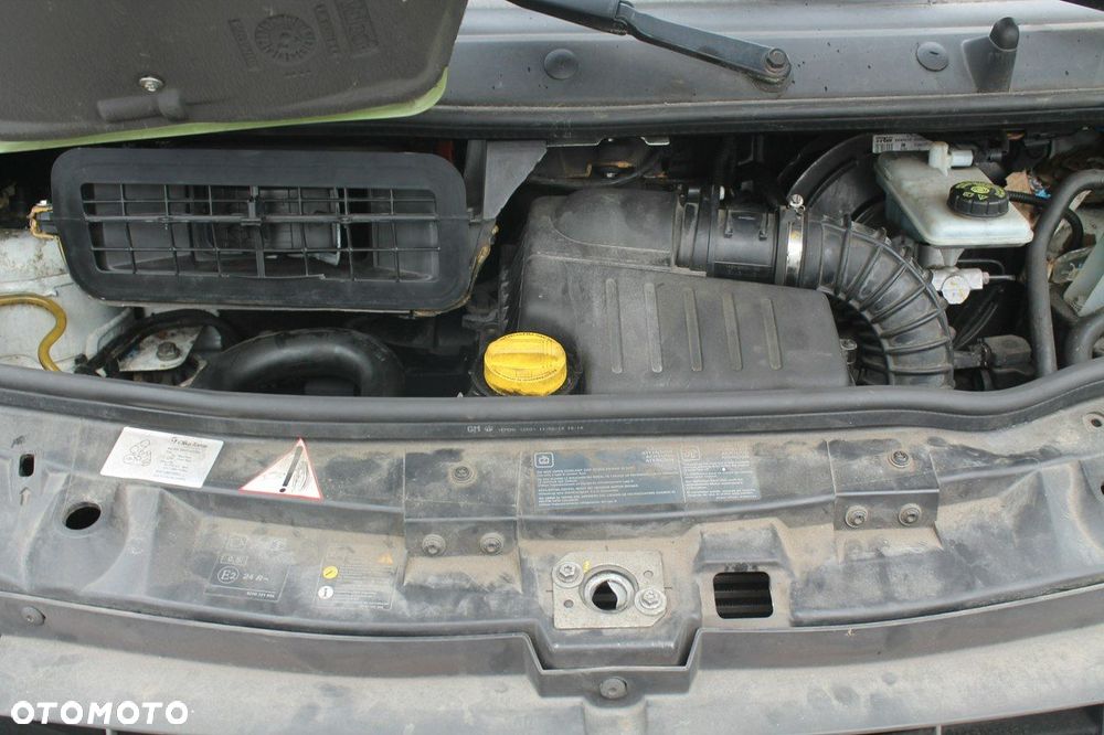 Renault Trafic - 14