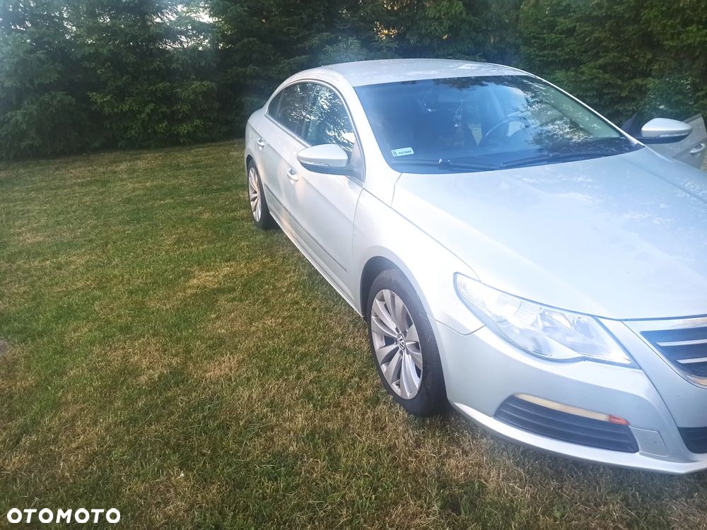 Volkswagen Passat - 6