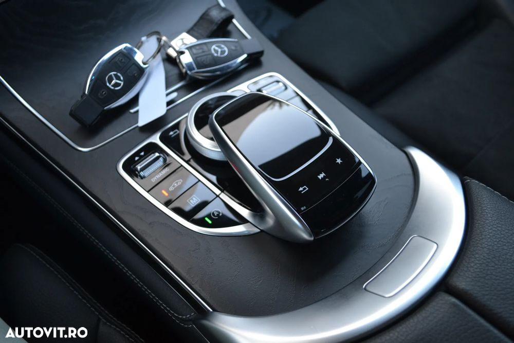 Mercedes-Benz GLC 250 d 4MATIC 9G-TRONIC AMG Line - 28