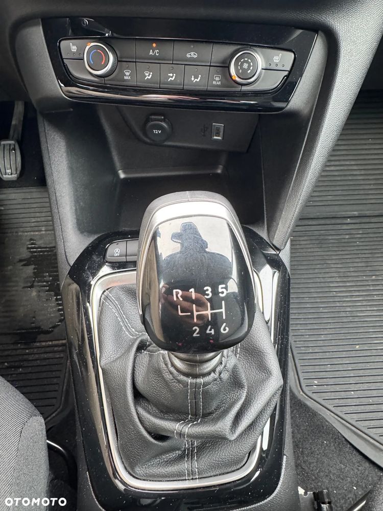 Opel Corsa 1.2 Edition S&S - 11