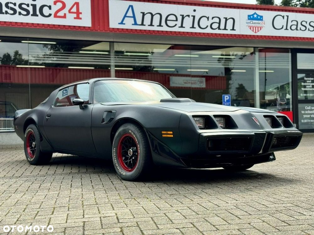 Pontiac Trans Am - 4