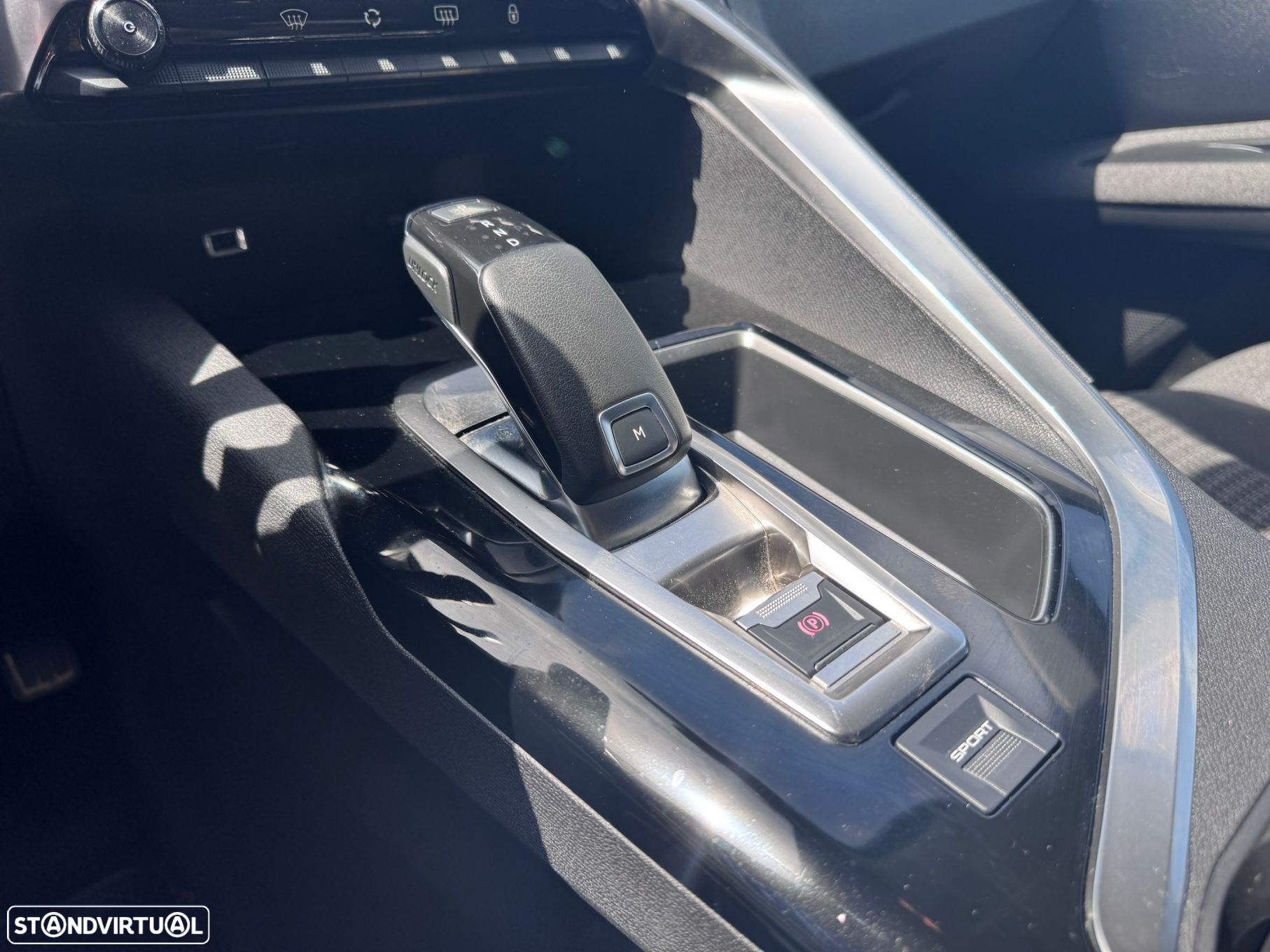 Peugeot 3008 PureTech 130 Stop & Start GPF EAT8 Active - 12