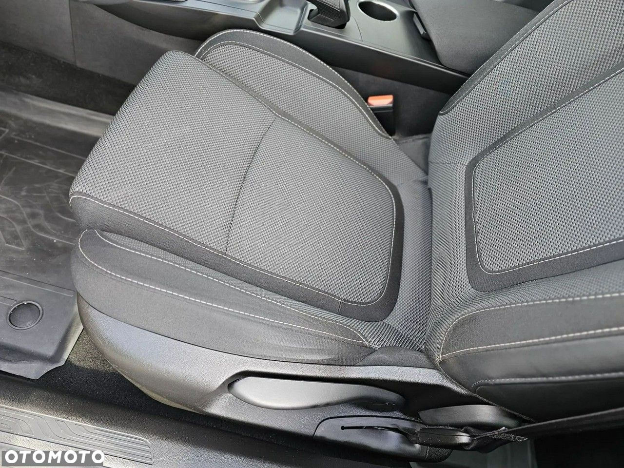 Renault Megane 1.3 TCe FAP Intens - 19