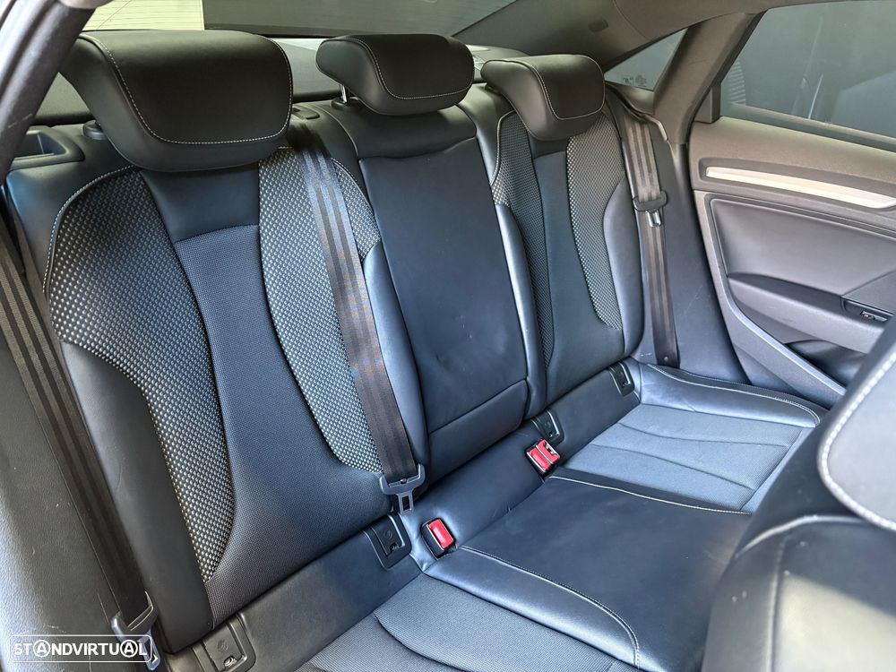 Audi A3 Limousine 2.0 TDI S line Sport Pack - 14