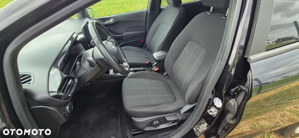 Ford Fiesta - 10