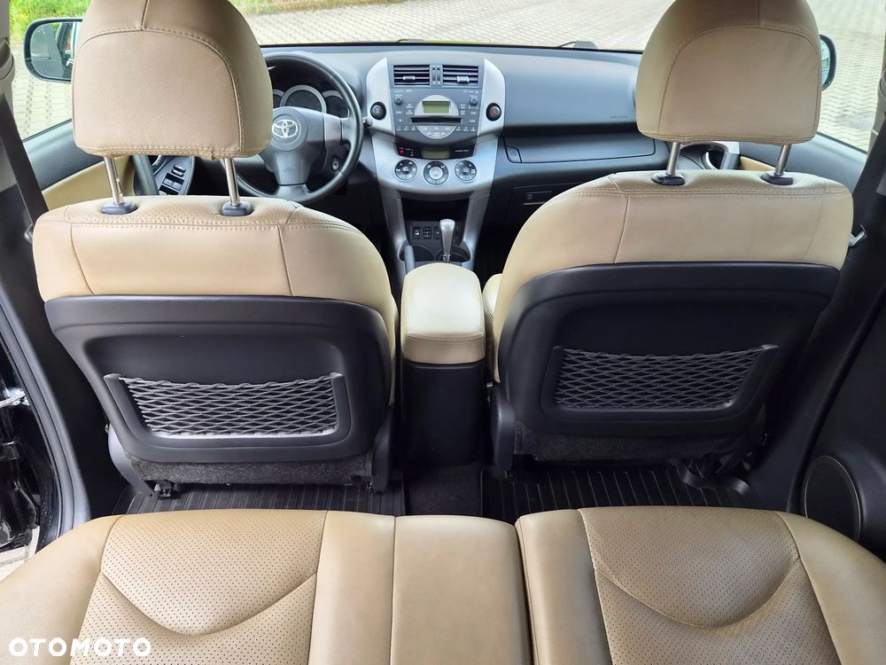 Toyota RAV4 2.0 VVT-i Prestige - 9