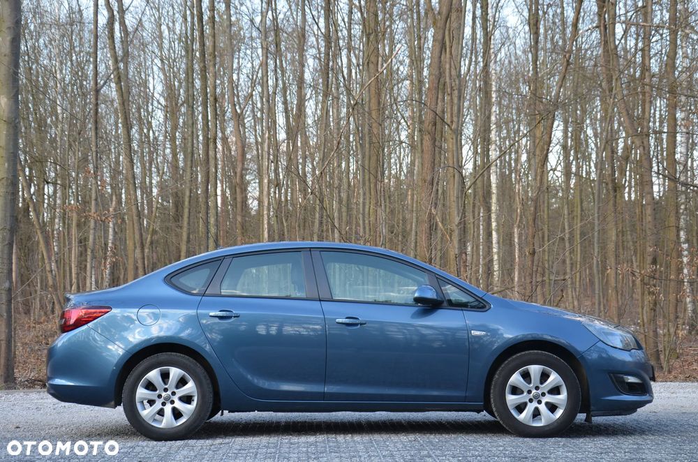 Opel Astra 1.6 Business - 8