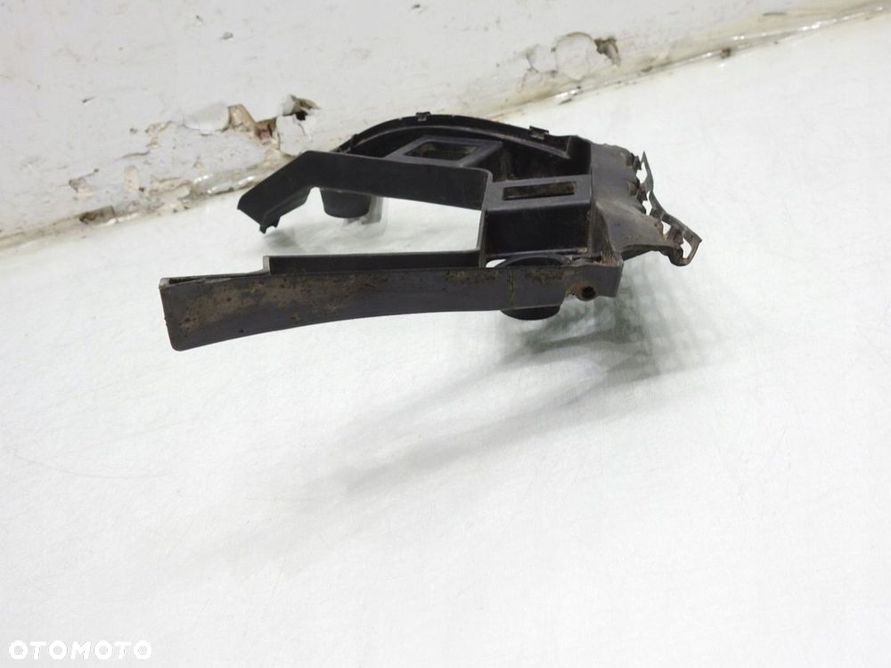 ŚLIZG ZDERZAKA PRAWY TYŁ VW GOLF VI - 3