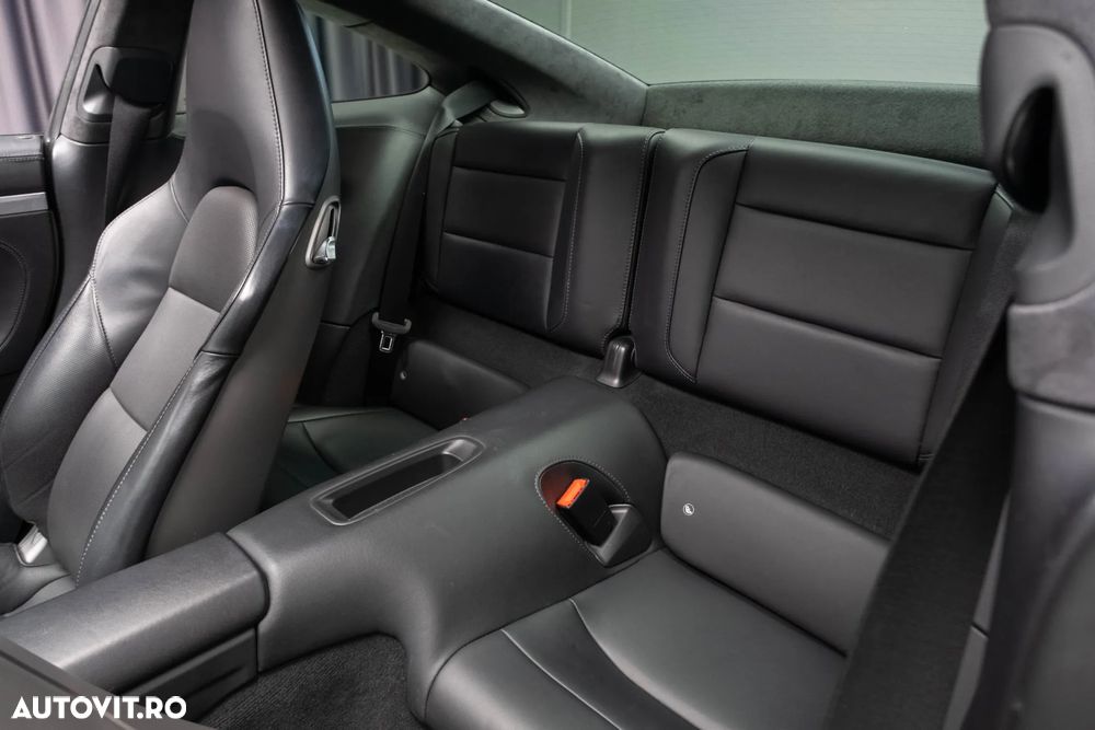 Porsche 911 Carrera 4S PDK - 34