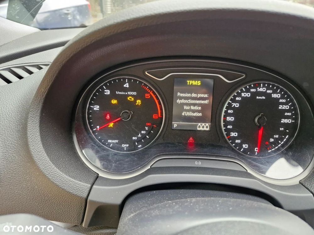 Audi A3 Sportback 1.6 TDI S tronic sport - 5