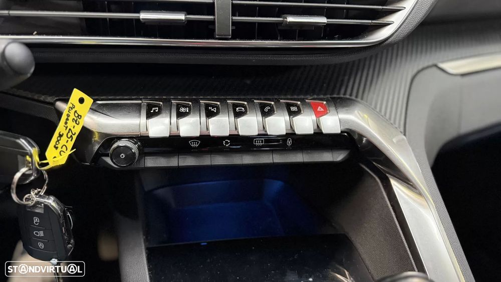 Peugeot 3008 1.2 PureTech Active Pack - 17