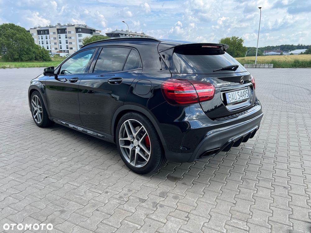 Mercedes-Benz GLA - 3