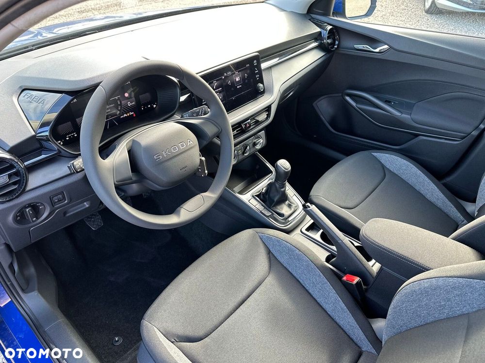 Skoda Fabia 1.0 Selection - 10