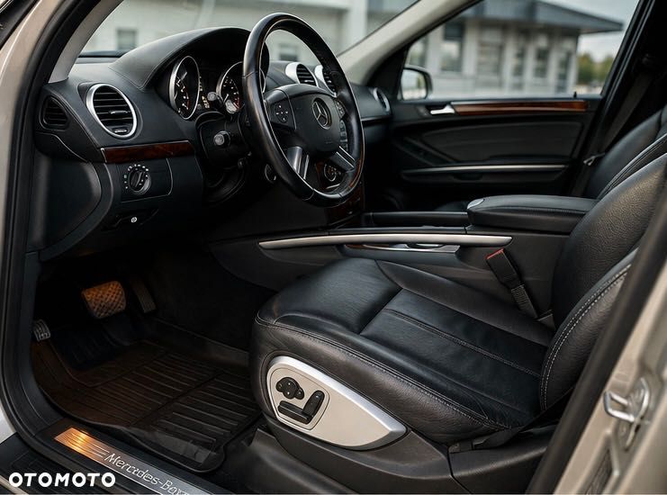 Mercedes-Benz GL - 4