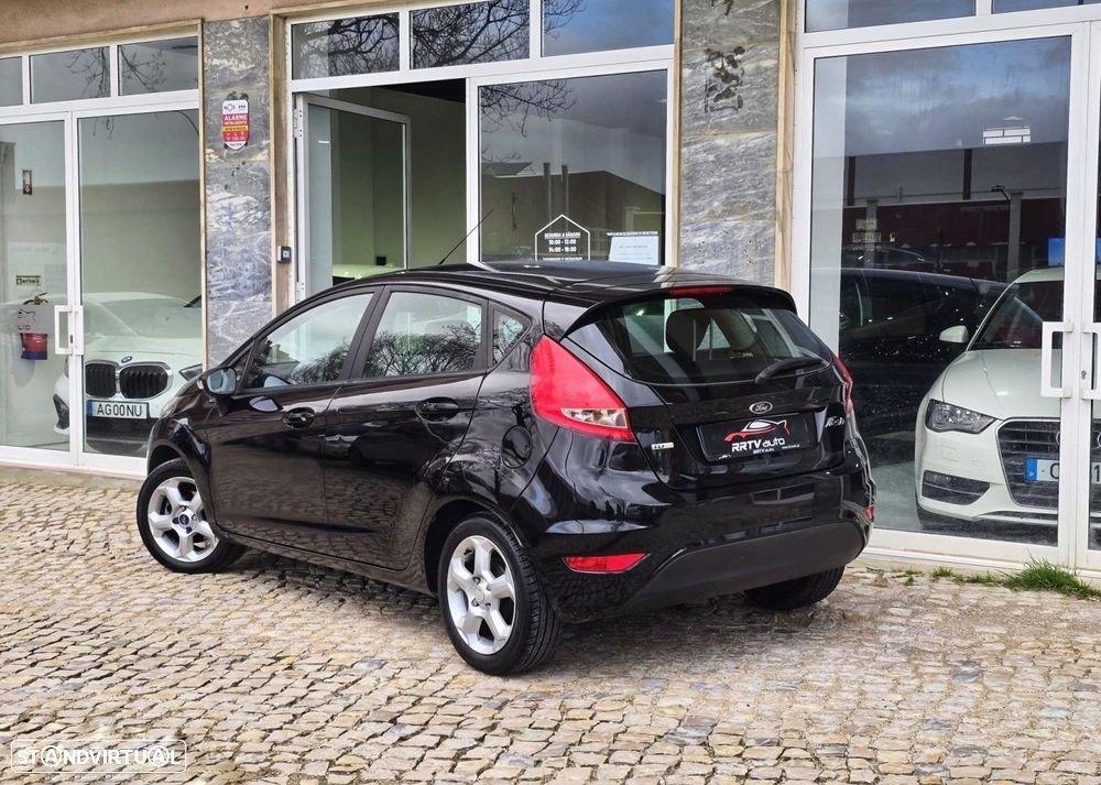 Ford Fiesta 1.4 TDCI Titanium - 10