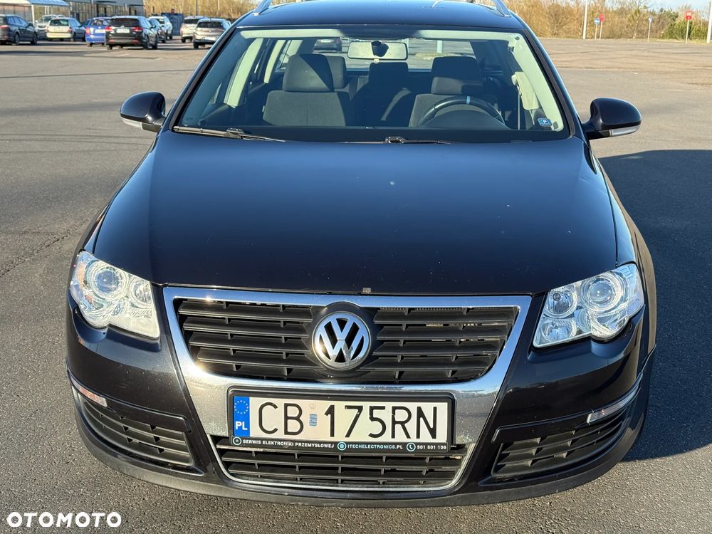 Volkswagen Passat 2.0 FSI Individual - 3