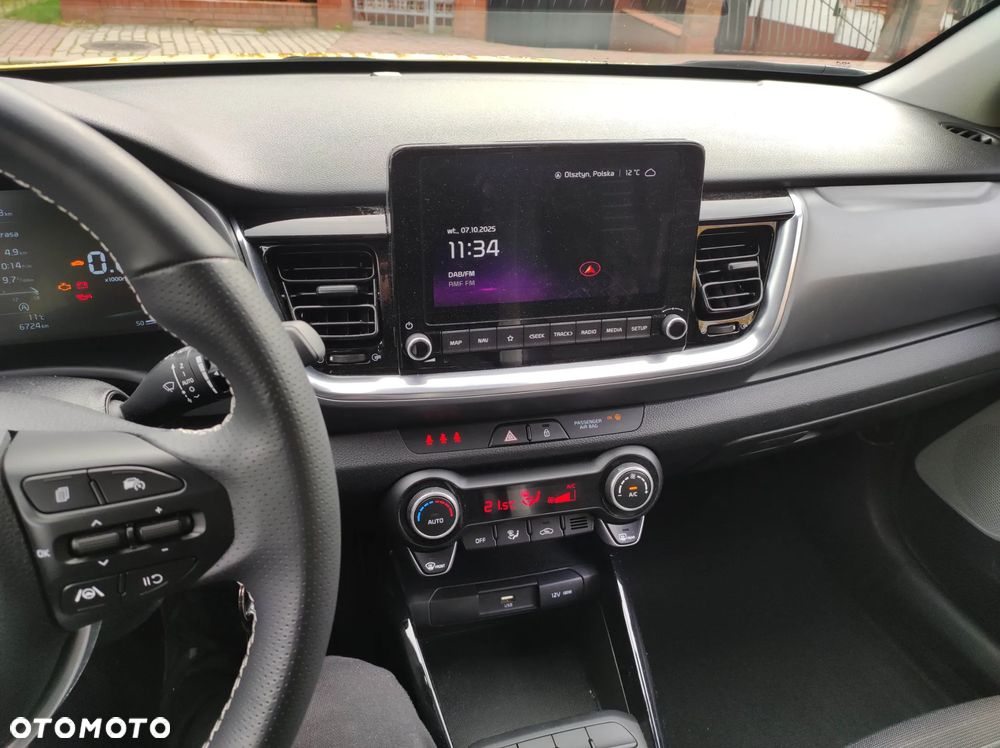 Kia Stonic 1.2 L - 14
