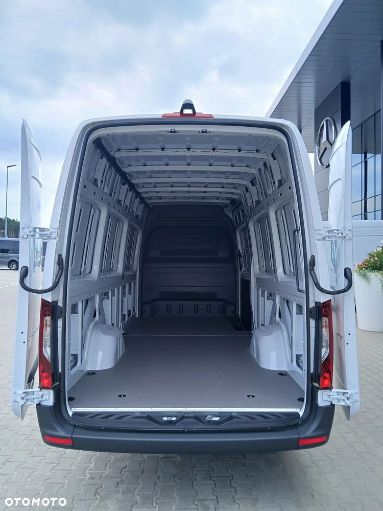 Mercedes-Benz Sprinter 317 CDI KA OM654 długi PRO - 9