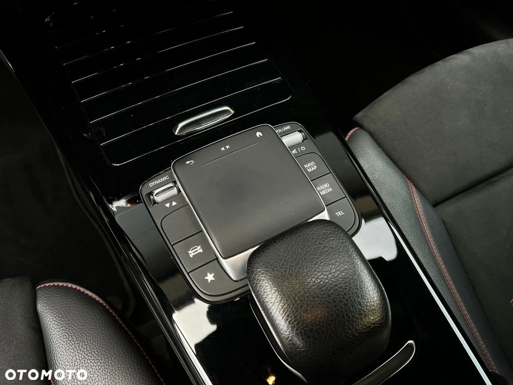 Mercedes-Benz Klasa A 180 AMG Line 7G-DCT - 20