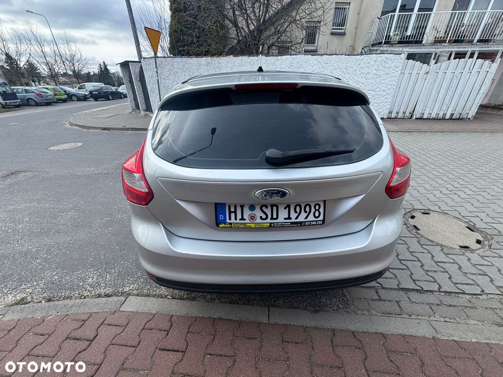 Ford Focus 1.6 TI-VCT Ambiente - 19