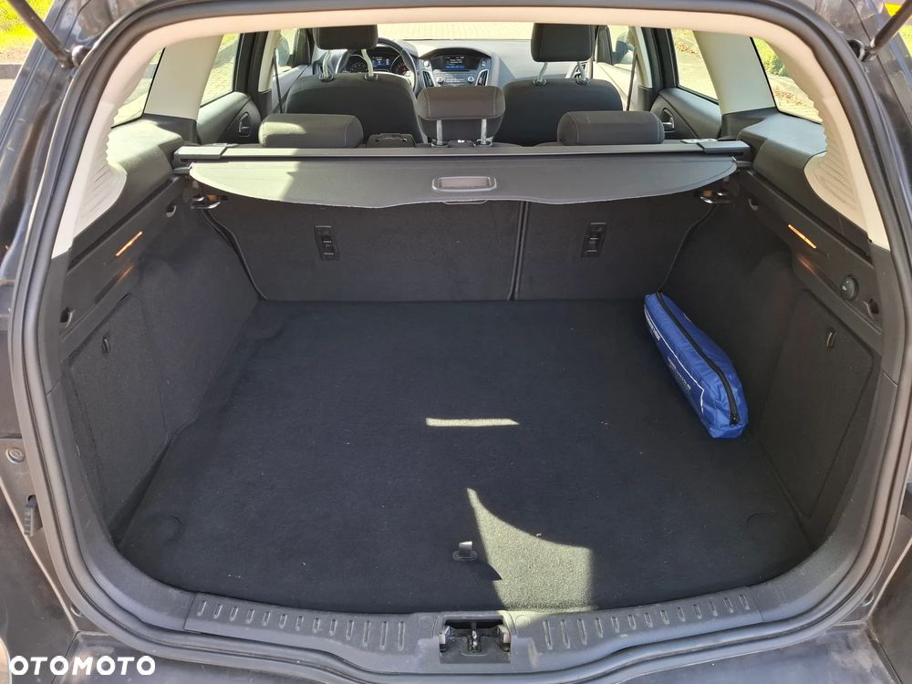 Ford Focus - 30