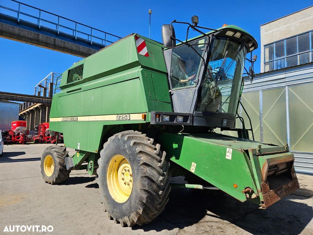 John Deere 2254 - 1